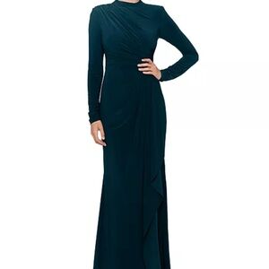 Besty and Adam Women's Ruched Slit Long-Sleeve Dress